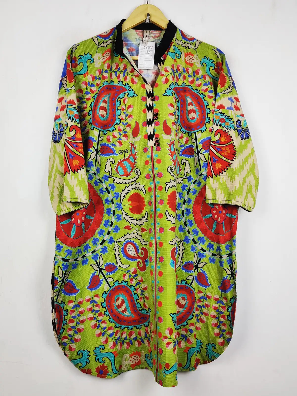 Buy online pre-used pre-loved 100% authentic & Original branded Ethnic (WBK-2927) available in Pakistan. Top international brands avilable.