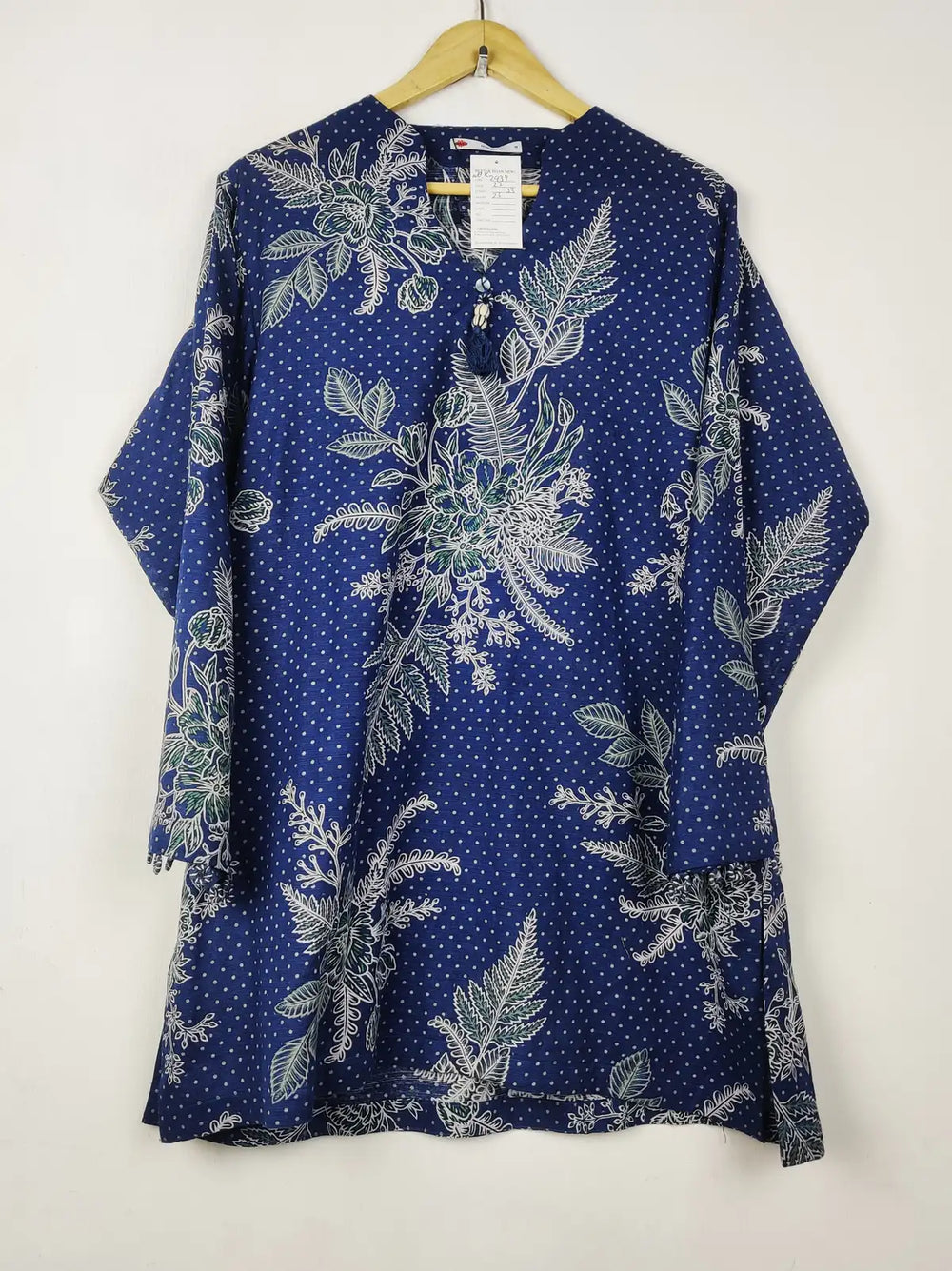 Buy online pre-used pre-loved 100% authentic & Original branded Khaadi (WBK-2937) available in Pakistan. Top international brands avilable.