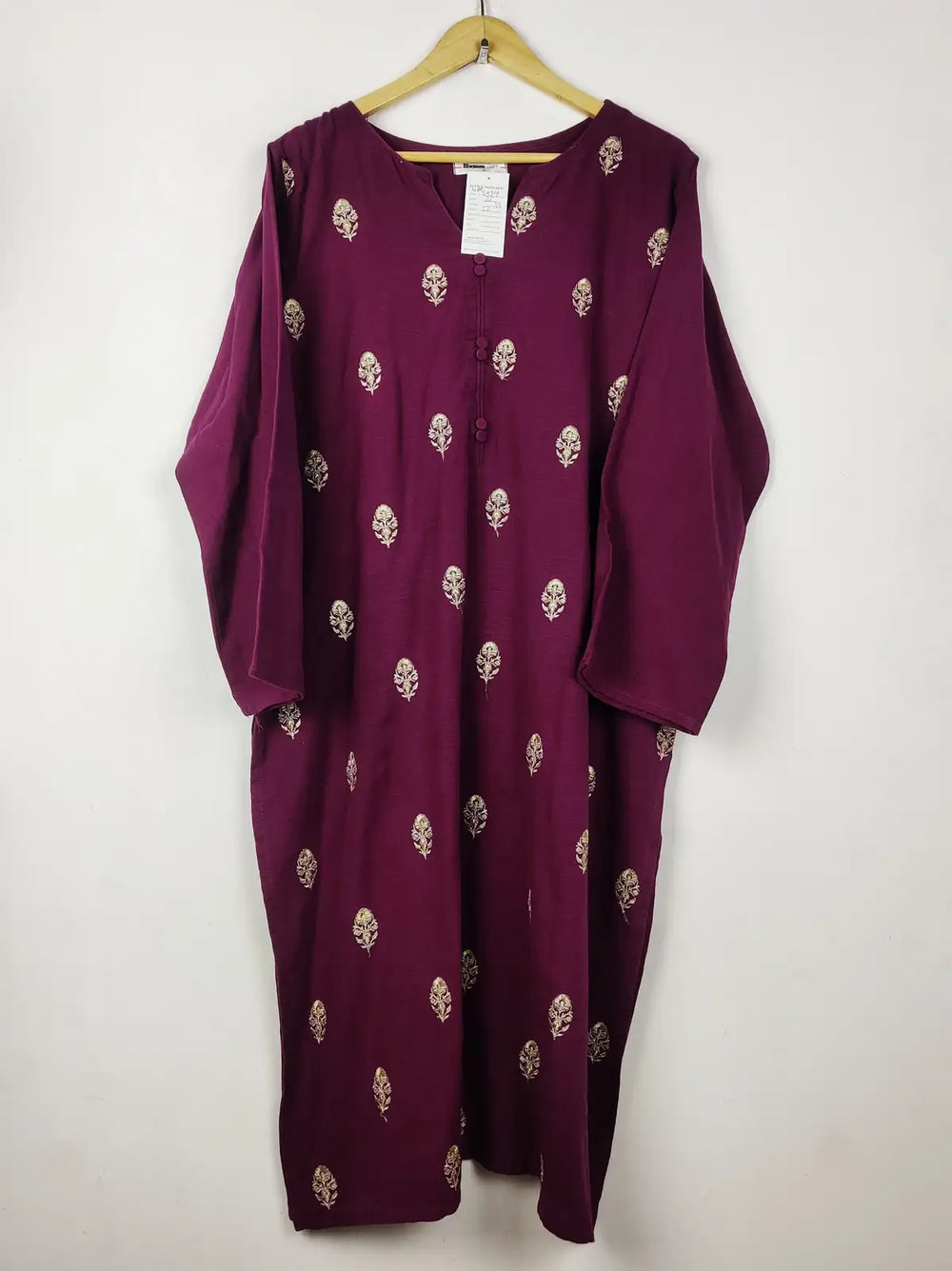 Buy online pre-used pre-loved 100% authentic & Original branded Ideas (WBK-2939) available in Pakistan. Top international brands avilable.