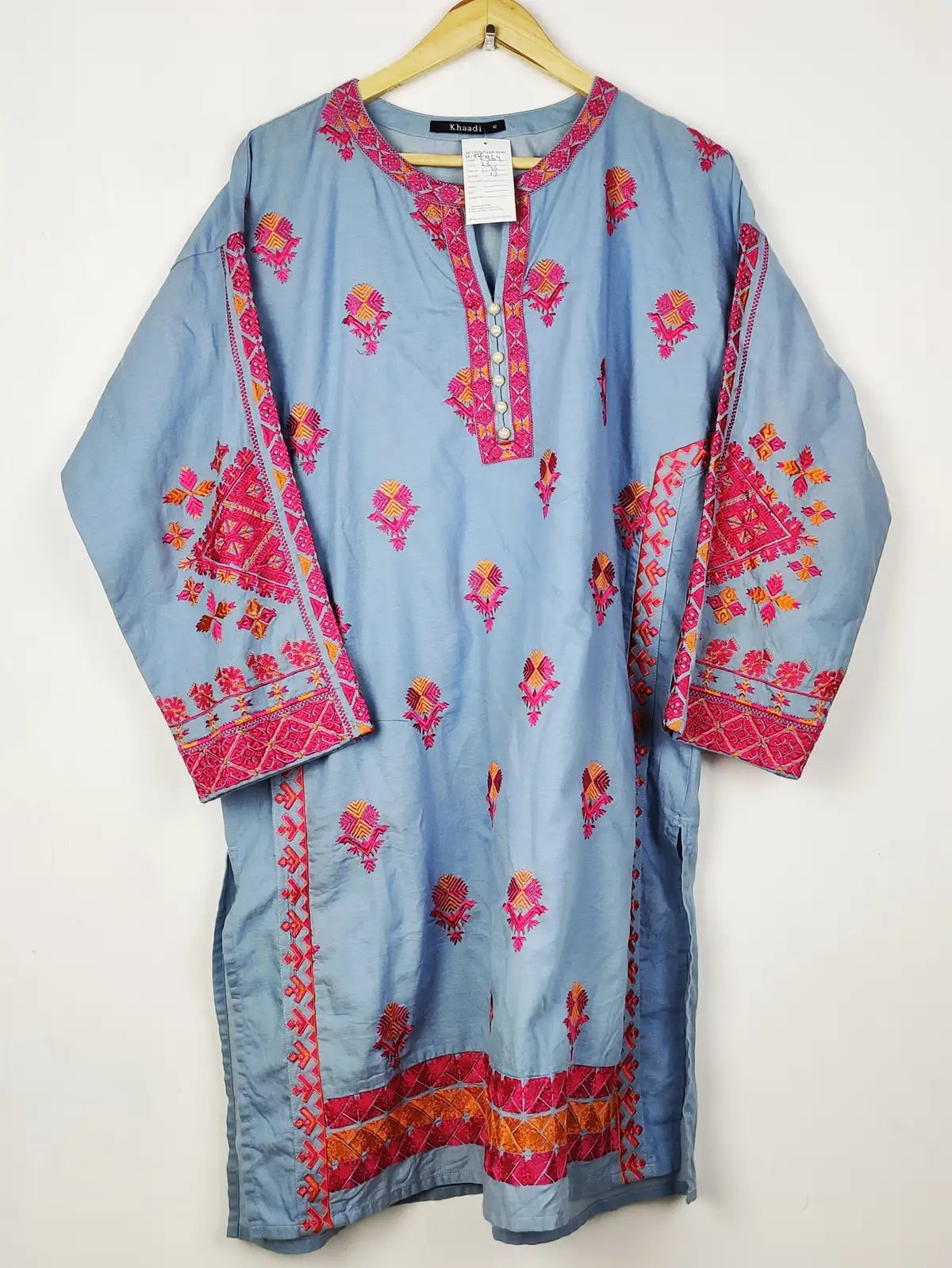 Buy online pre-used pre-loved 100% authentic & Original branded Khaadi (WBK-2964) available in Pakistan. Top international brands avilable.
