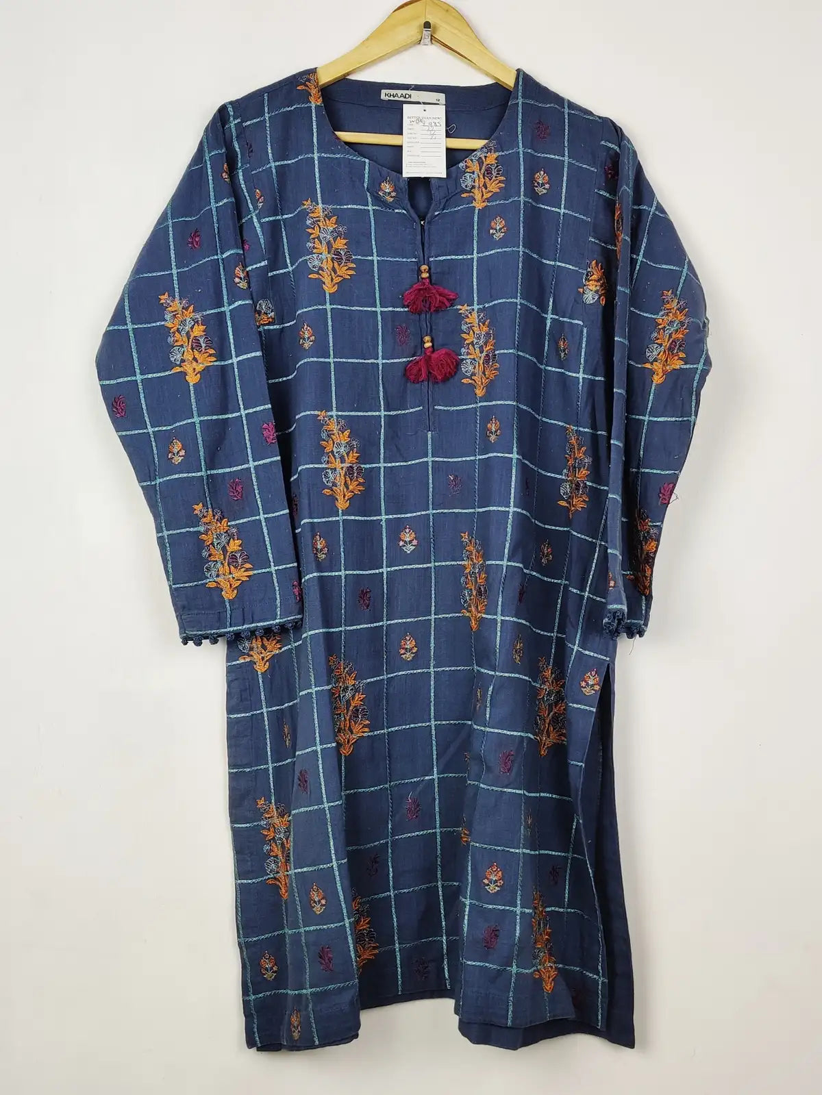 Buy online pre-used pre-loved 100% authentic & Original branded Khaadi (WBK-2985) available in Pakistan. Top international brands avilable.