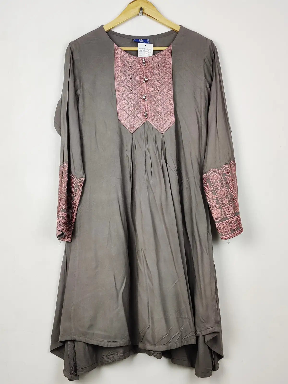 Buy online pre-used pre-loved 100% authentic & Original branded Al Rafay (WBK-3007) available in Pakistan. Top international brands avilable.