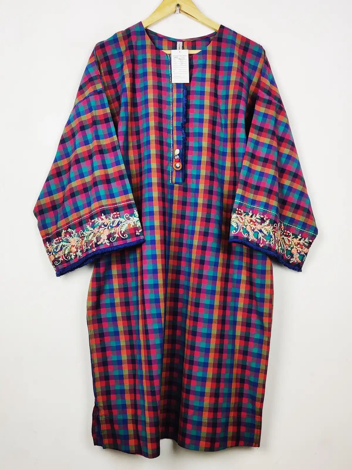 Buy online pre-used pre-loved 100% authentic & Original branded Ethnic (WBK-3017) available in Pakistan. Top international brands avilable.