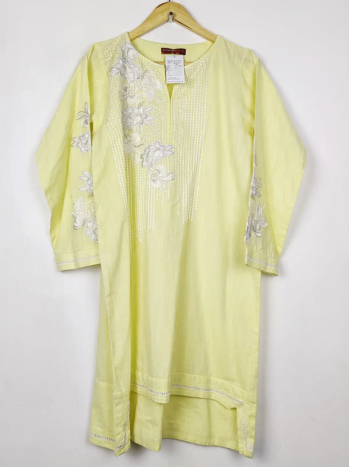 Buy online pre-used pre-loved 100% authentic & Original branded Khaadi (WBK-3022) available in Pakistan. Top international brands avilable.