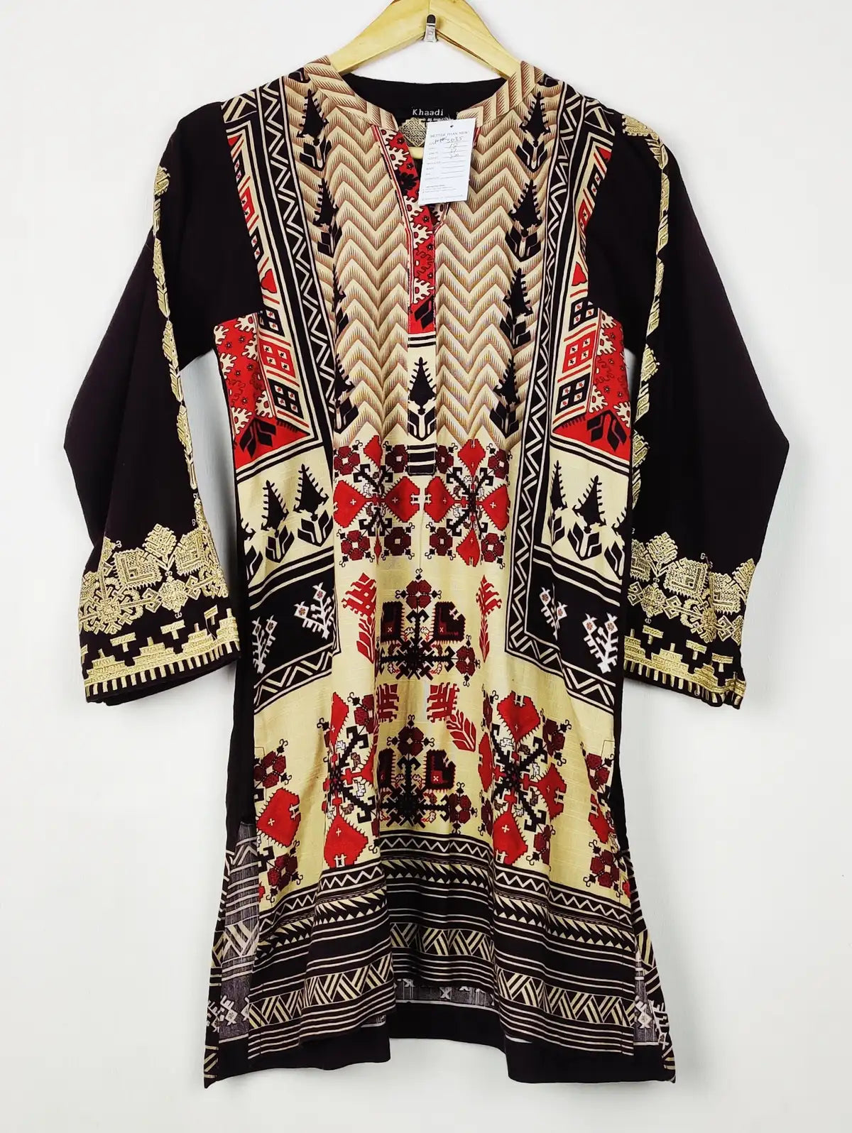 Buy online pre-used pre-loved 100% authentic & Original branded Khaadi (WBK-3035) available in Pakistan. Top international brands avilable.
