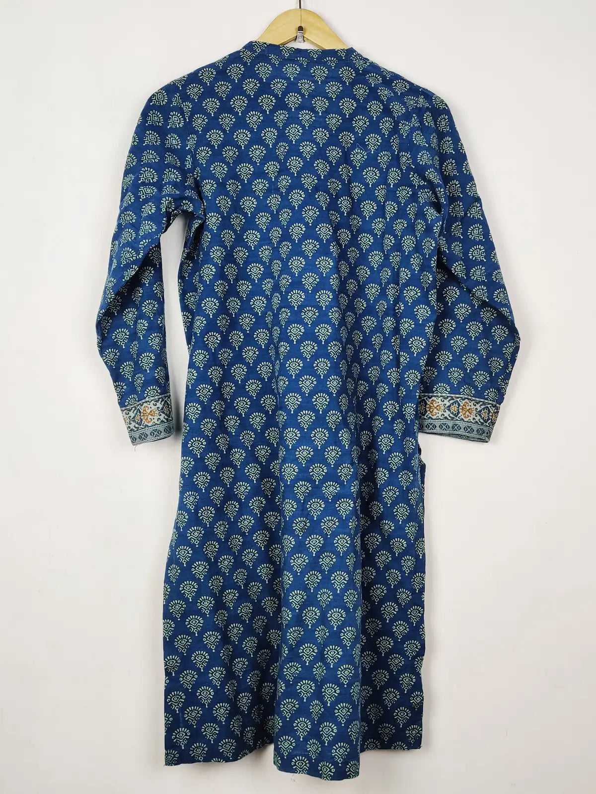 Sapphire (WBK-3044)