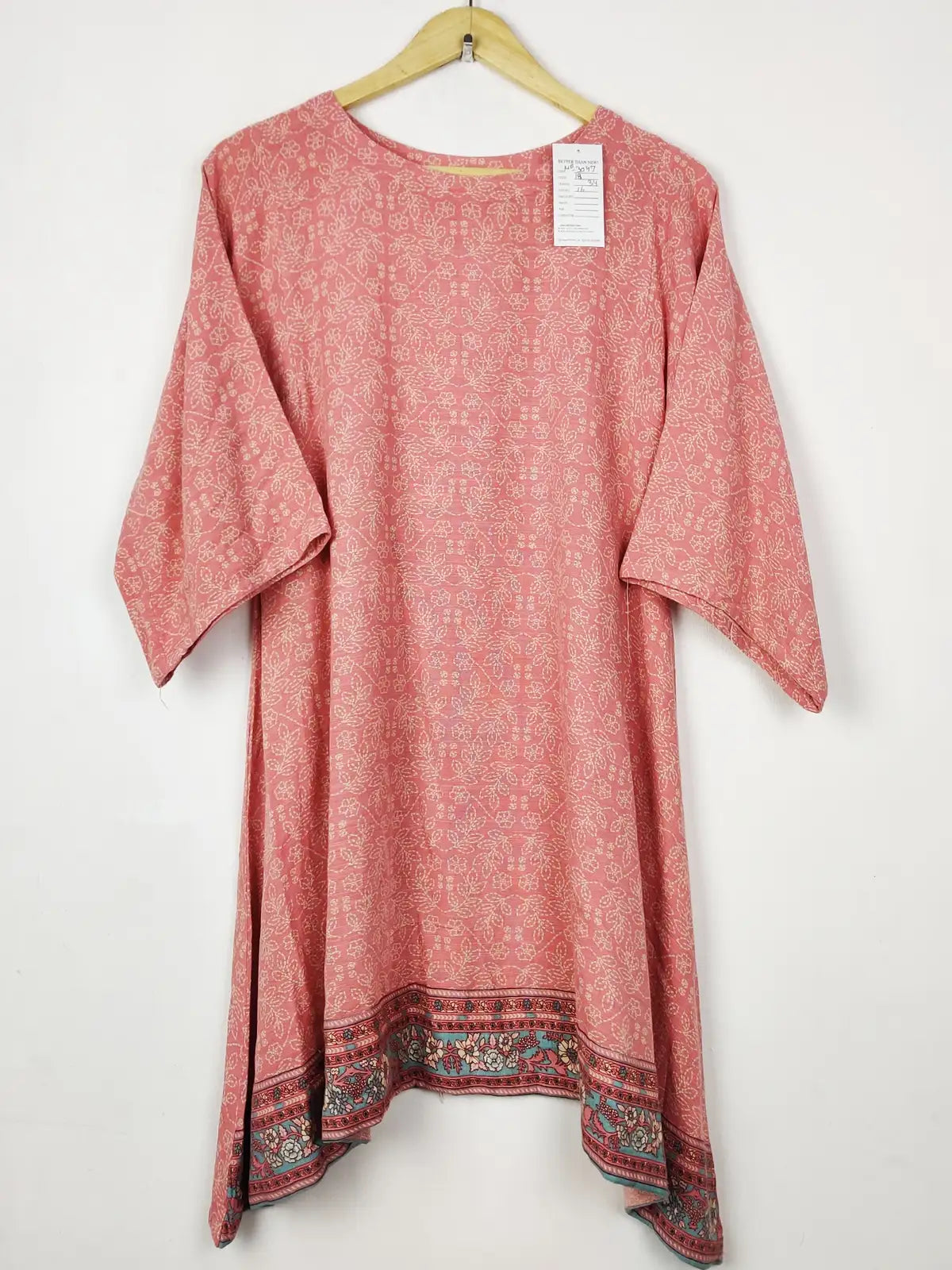 Buy online pre-used pre-loved 100% authentic & Original branded Unknown Brand (WBK-3047) available in Pakistan. Top international brands avilable.