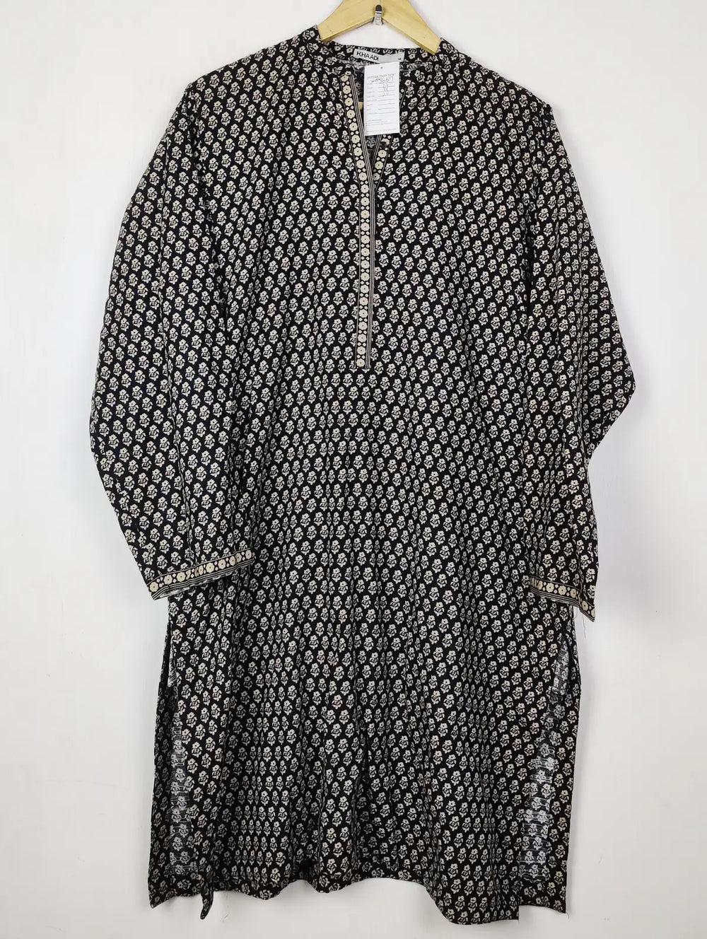 Buy online pre-used pre-loved 100% authentic & Original branded Khaadi (WBK-3066) available in Pakistan. Top international brands avilable.