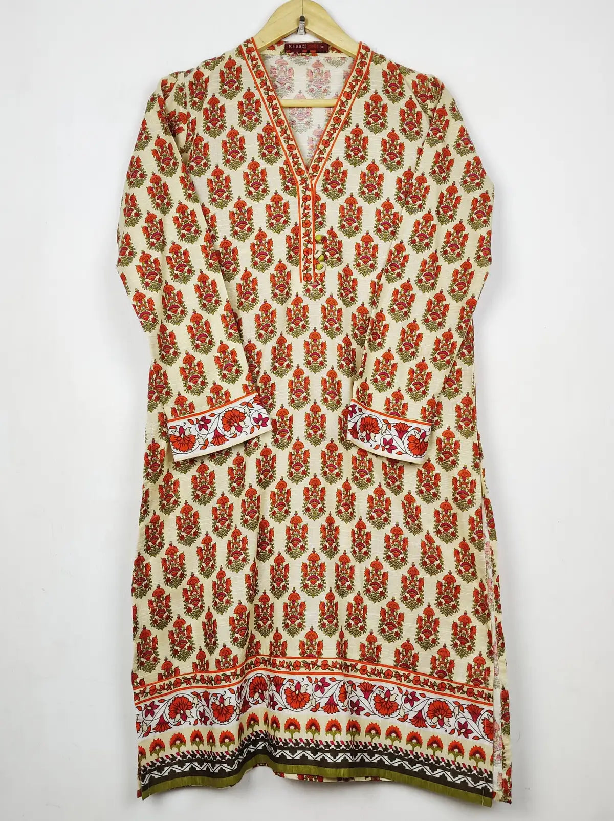 Buy online pre-used pre-loved 100% authentic & Original branded Khaadi (WBK-3078) available in Pakistan. Top international brands avilable.