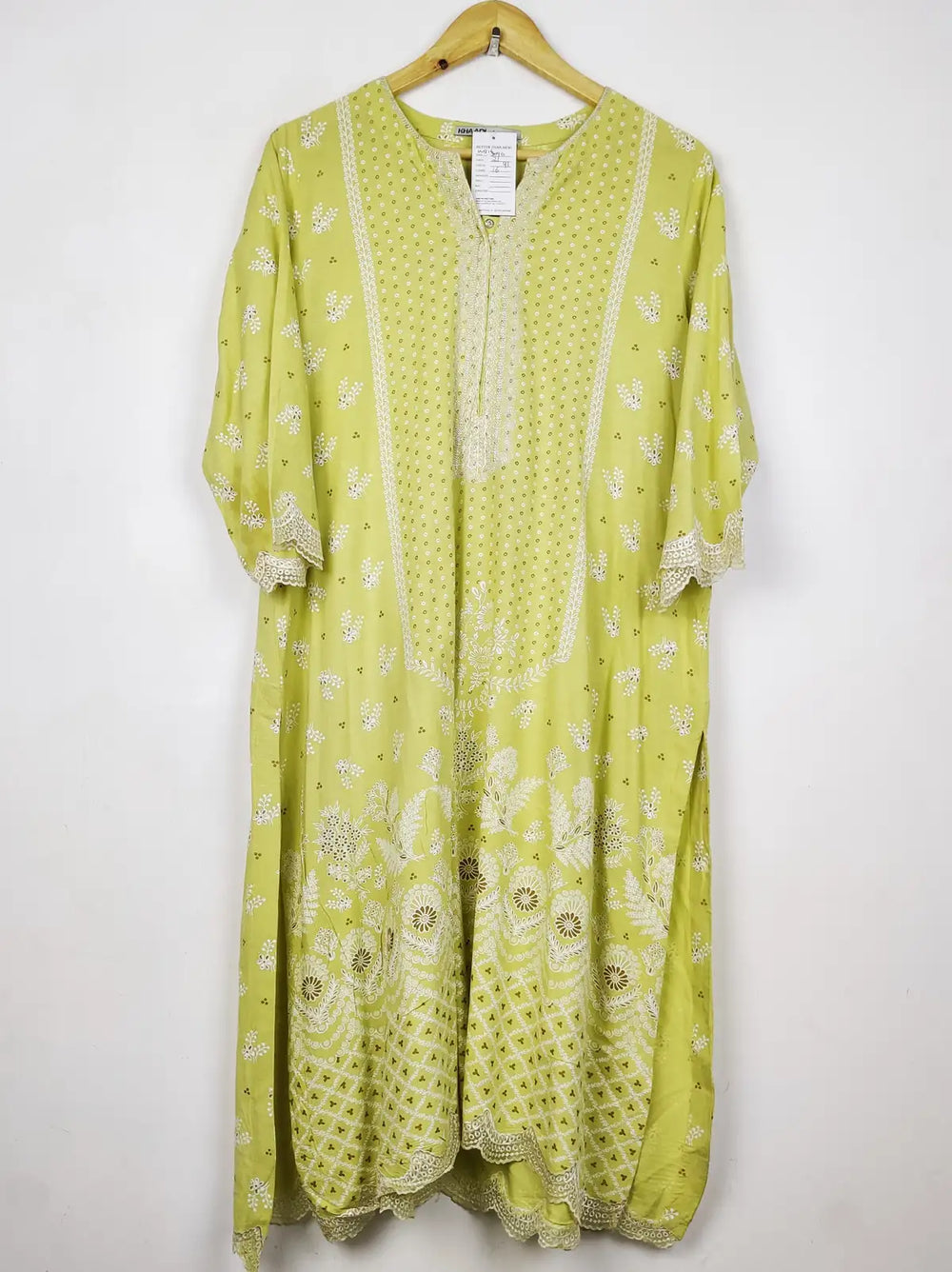 Buy online pre-used pre-loved 100% authentic & Original branded Khaadi (WBK-3090) available in Pakistan. Top international brands avilable.