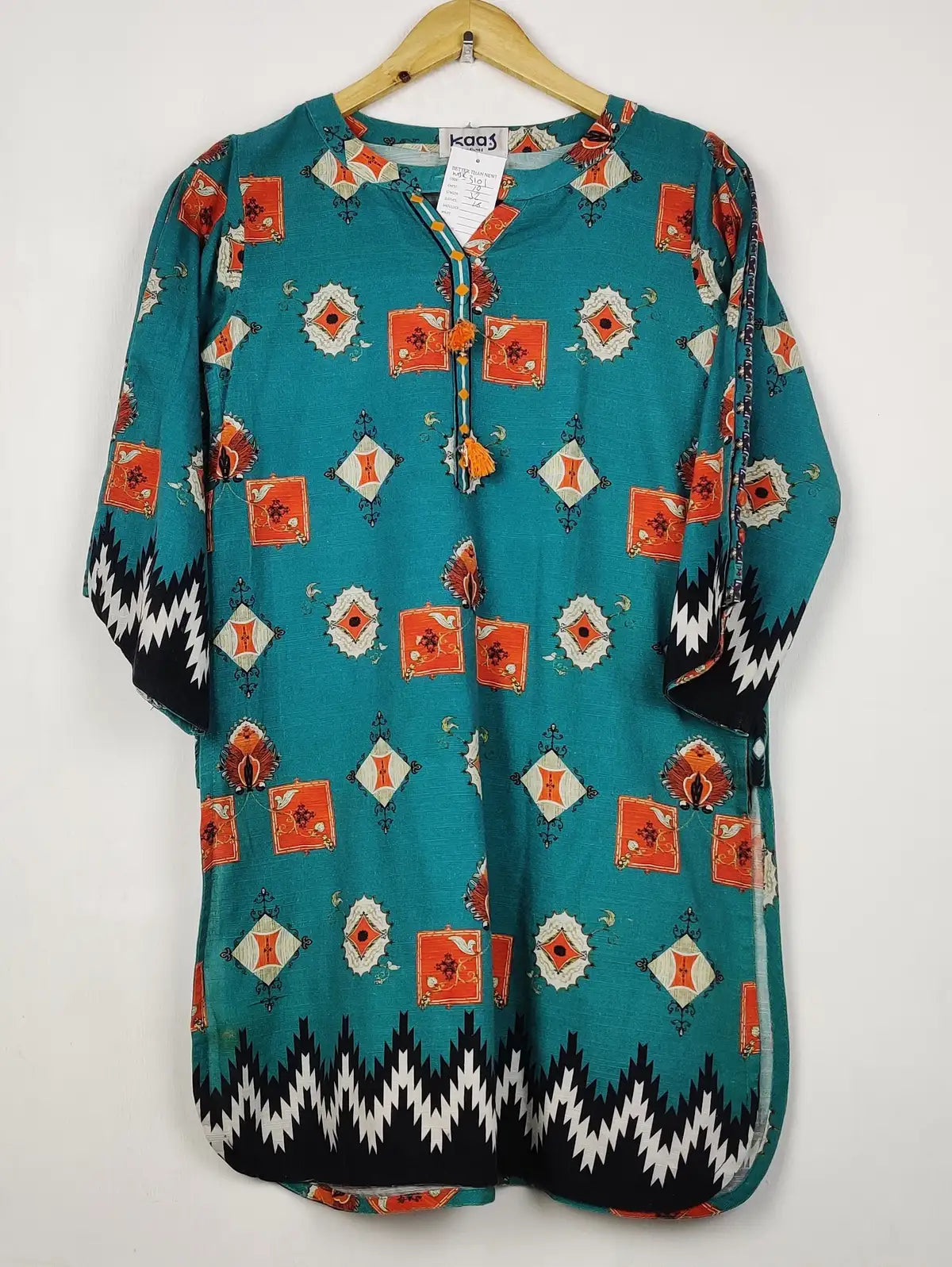 Buy online pre-used pre-loved 100% authentic & Original branded Gul Ahmed (WBK-3101) available in Pakistan. Top international brands avilable.