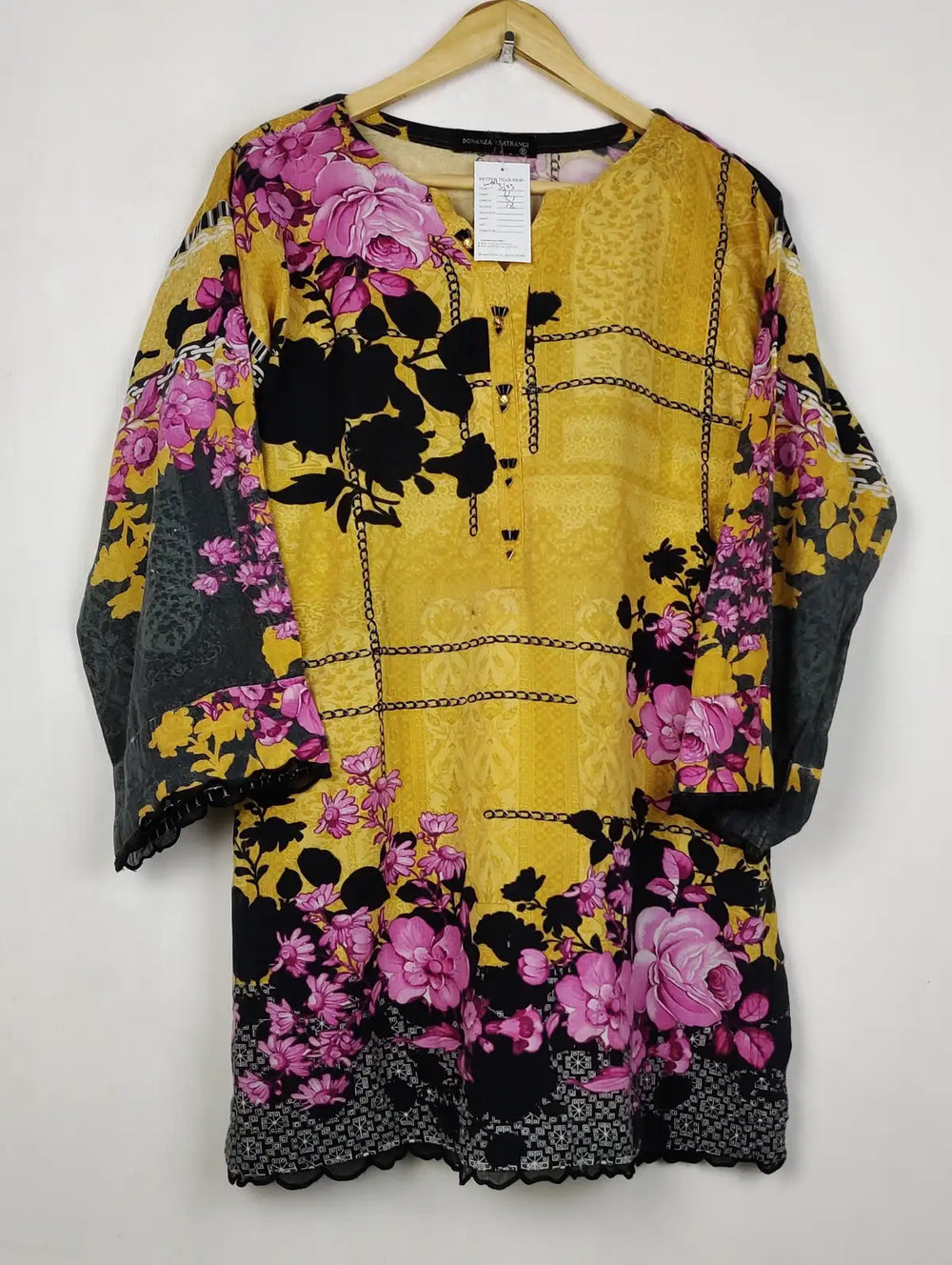Buy online pre-used pre-loved 100% authentic & Original branded Bonanza Satrangi (WBK-3103) available in Pakistan. Top international brands avilable.
