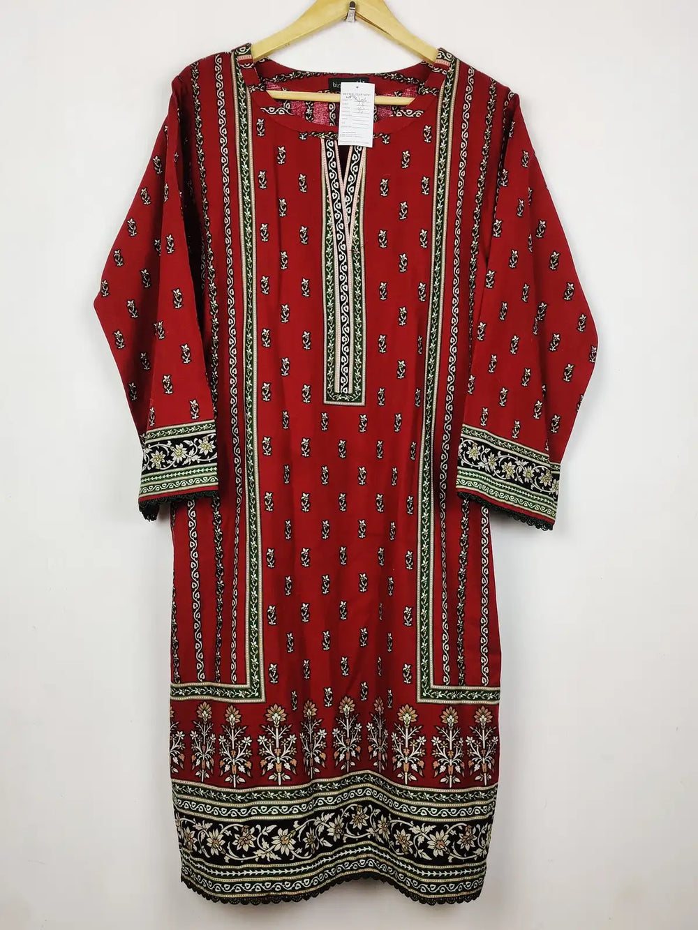 Buy online pre-used pre-loved 100% authentic & Original branded Bin Saeed (WBK-3106) available in Pakistan. Top international brands avilable.