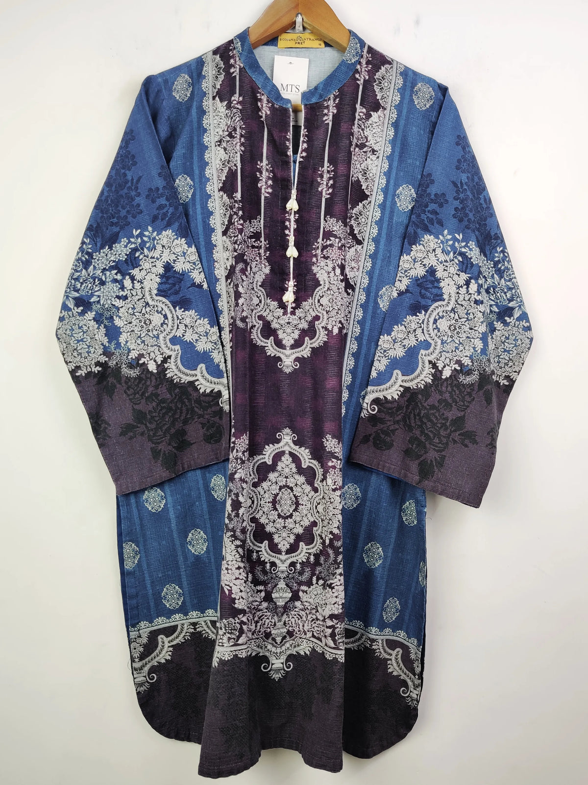 Buy online pre-used pre-loved 100% authentic & Original branded Bonanza Satrangi (WBK-318) available in Pakistan. Top international brands avilable.
