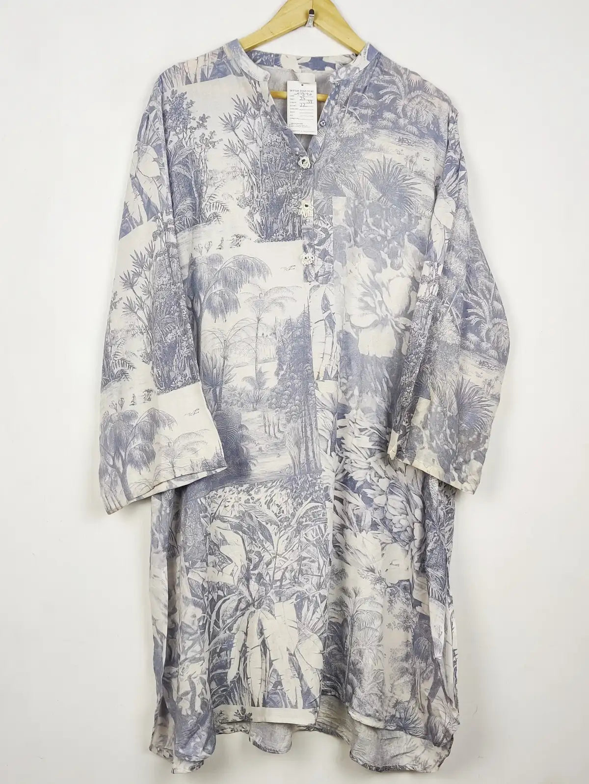 Buy online pre-used pre-loved 100% authentic & Original branded Ethnic (WBK-3190) available in Pakistan. Top international brands avilable.