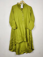 Buy online pre-used pre-loved 100% authentic & Original branded Gul Ahmed (WBK-3191) available in Pakistan. Top international brands avilable.
