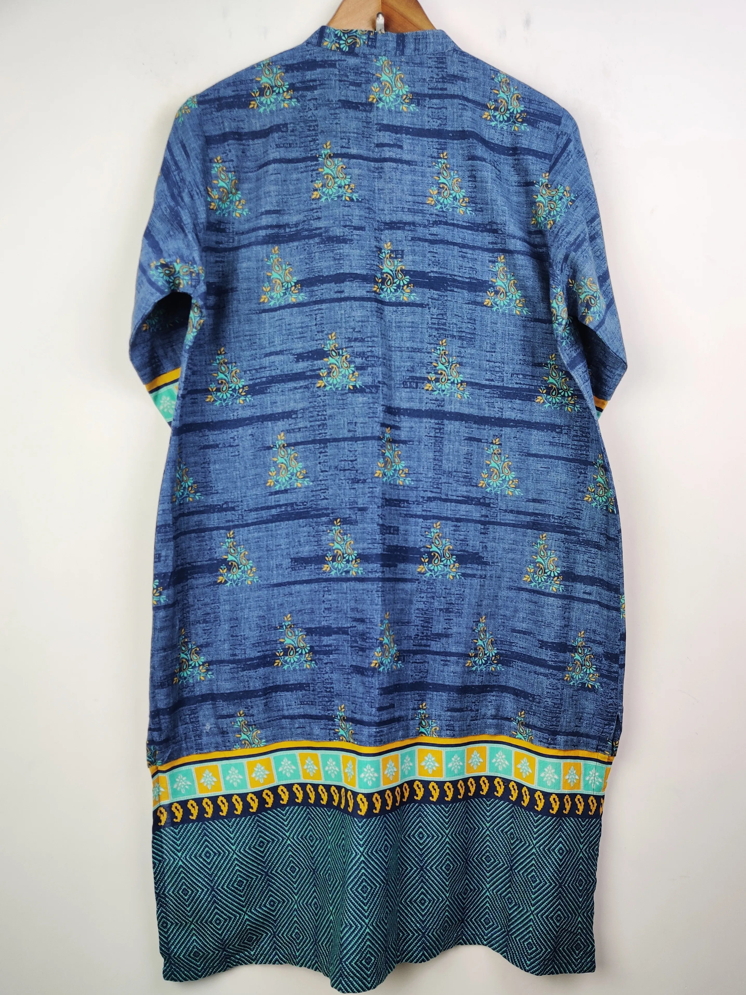 Eden Robe (WBK-320)