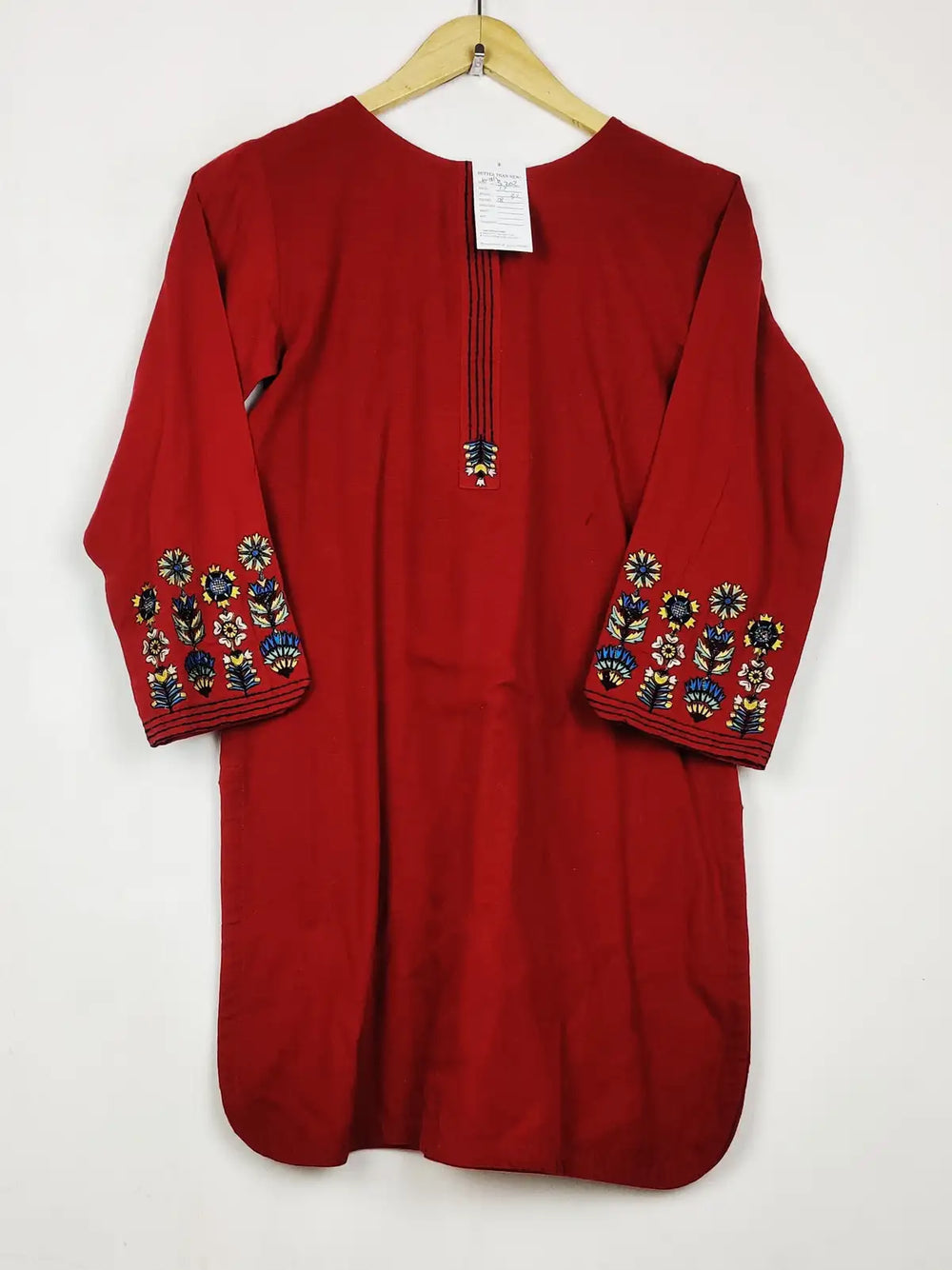 Buy online pre-used pre-loved 100% authentic & Original branded Edenrobe (WBK-3202) available in Pakistan. Top international brands avilable.
