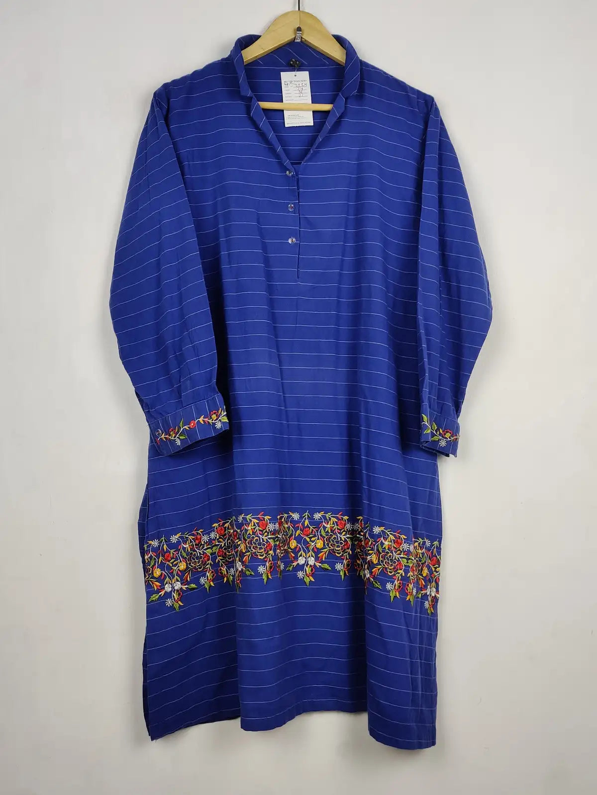 Buy online pre-used pre-loved 100% authentic & Original branded Unknown Brand (WBK-3224) available in Pakistan. Top international brands avilable.