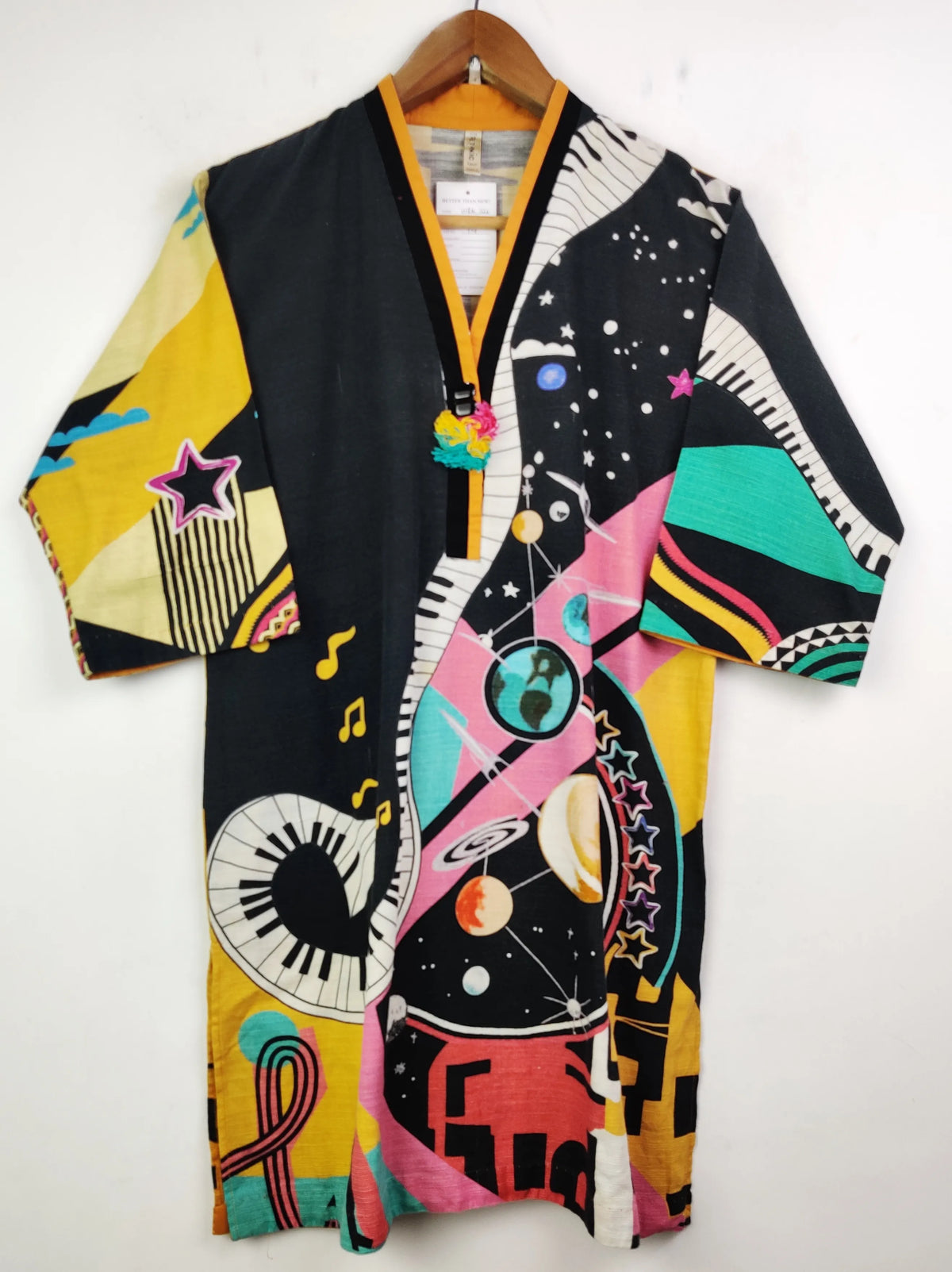 Buy online pre-used pre-loved 100% authentic & Original branded Ethnic (WBK-322) available in Pakistan. Top international brands avilable.