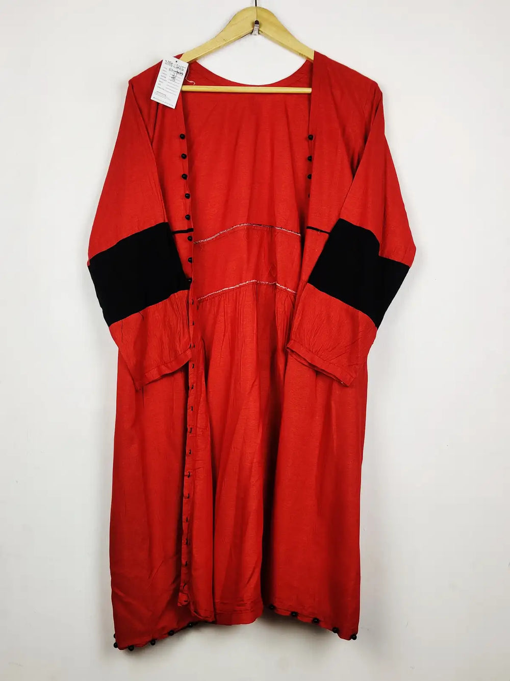 Buy online pre-used pre-loved 100% authentic & Original branded Unknown Brand (WBK-3255) available in Pakistan. Top international brands avilable.