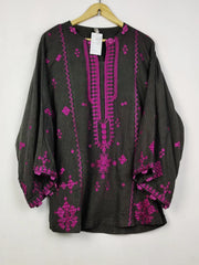 Buy online pre-used pre-loved 100% authentic & Original branded Ethnic (WBK-3263) available in Pakistan. Top international brands avilable.