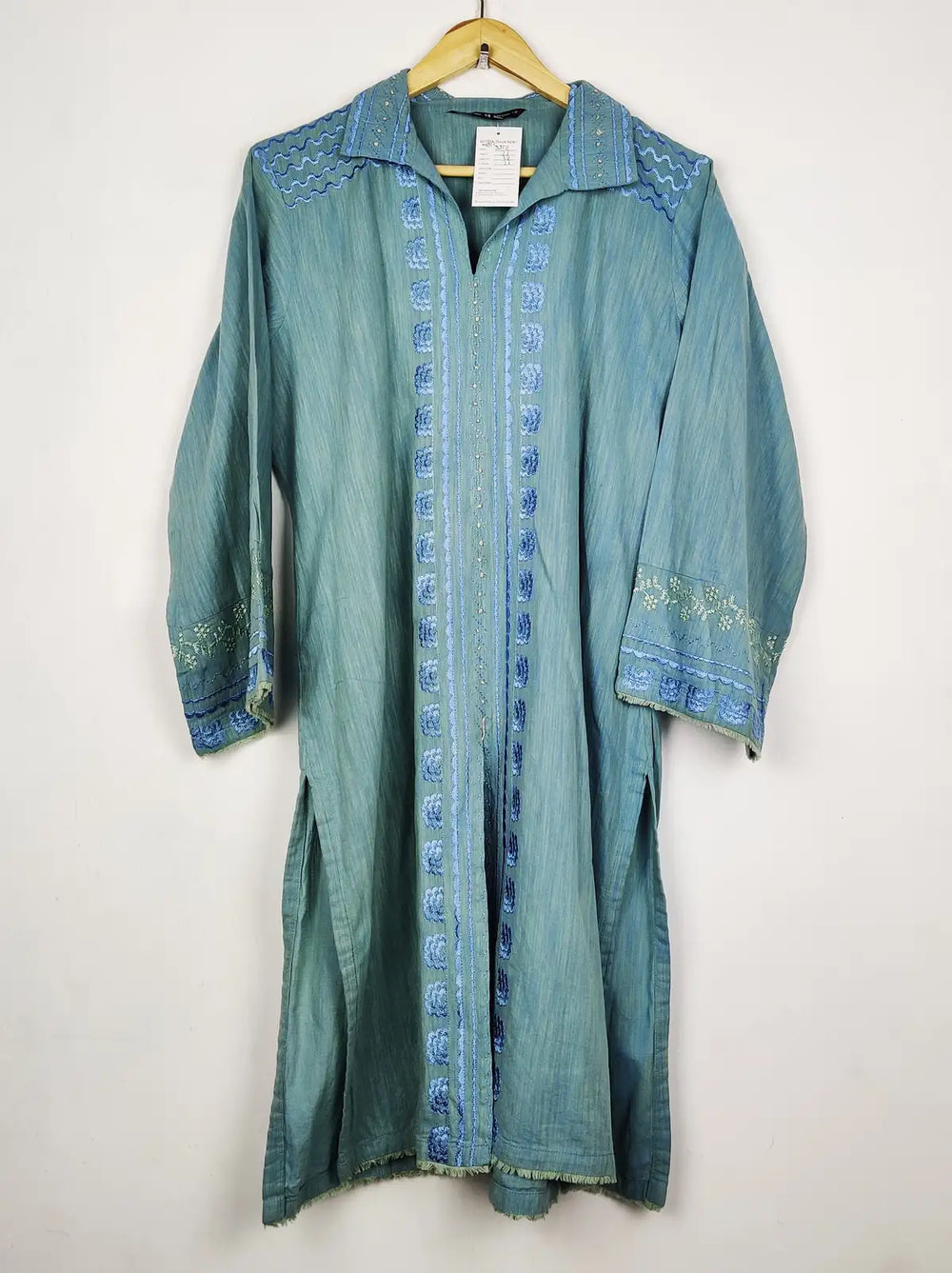 Buy online pre-used pre-loved 100% authentic & Original branded Beechtree (WBK-3312) available in Pakistan. Top international brands avilable.