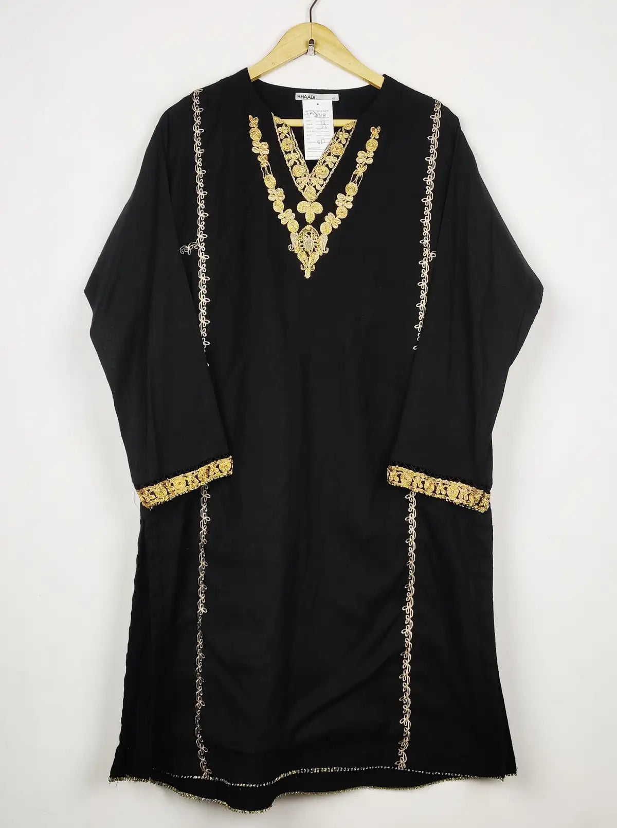 Buy online pre-used pre-loved 100% authentic & Original branded Khaadi (WBK-3318) available in Pakistan. Top international brands avilable.