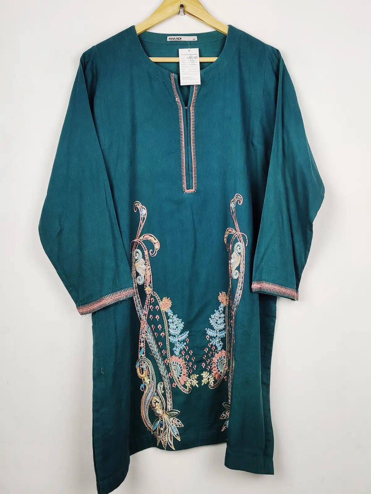 Buy online pre-used pre-loved 100% authentic & Original branded Khaadi (WBK-3335) available in Pakistan. Top international brands avilable.