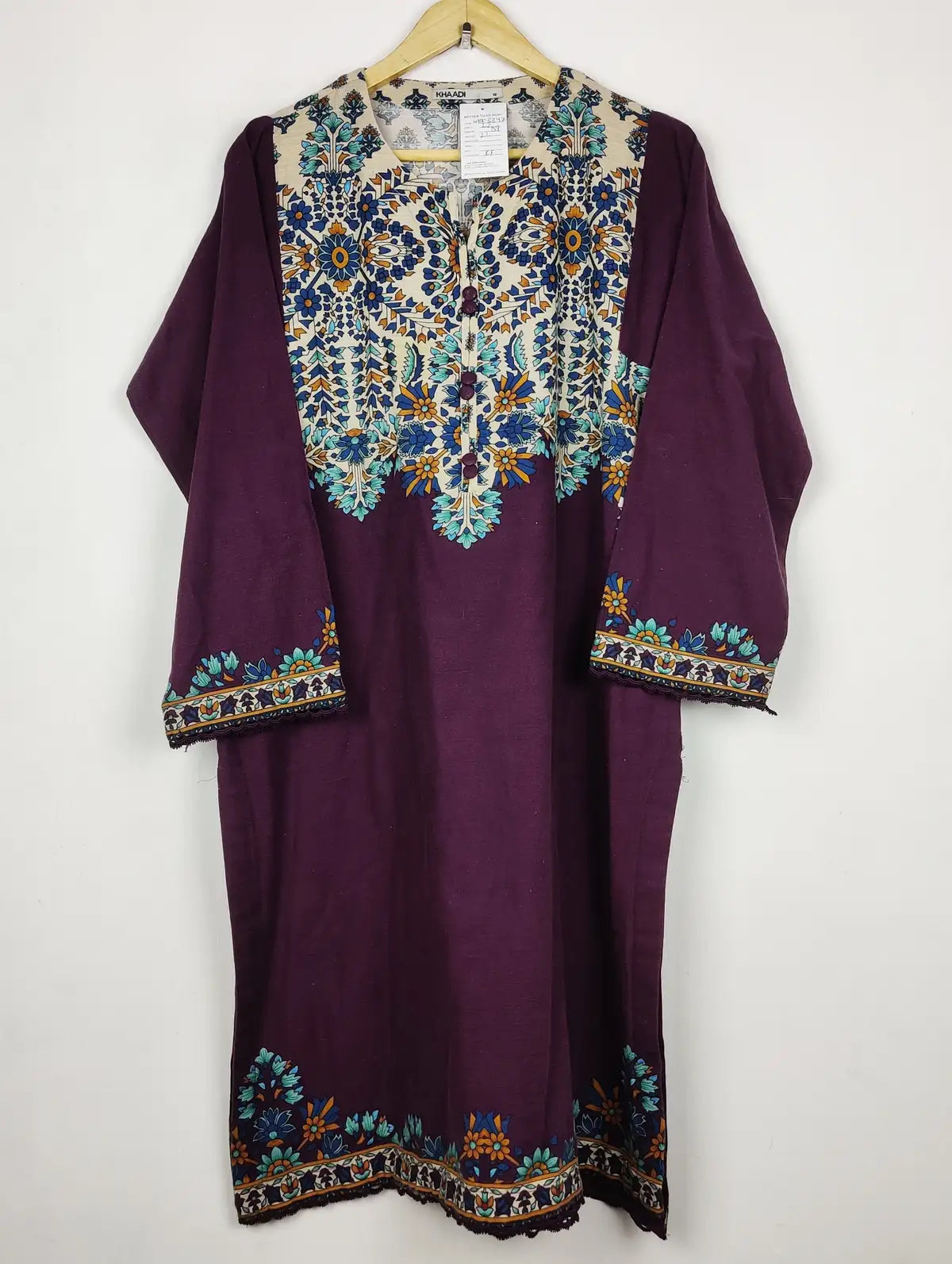 Buy online pre-used pre-loved 100% authentic & Original branded Khaadi (WBK-3347) available in Pakistan. Top international brands avilable.