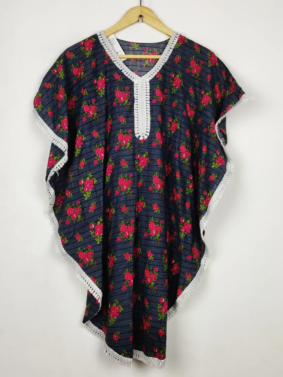 Buy online pre-used pre-loved 100% authentic & Original branded Unknown Brand (WBK-3393) available in Pakistan. Top international brands avilable.