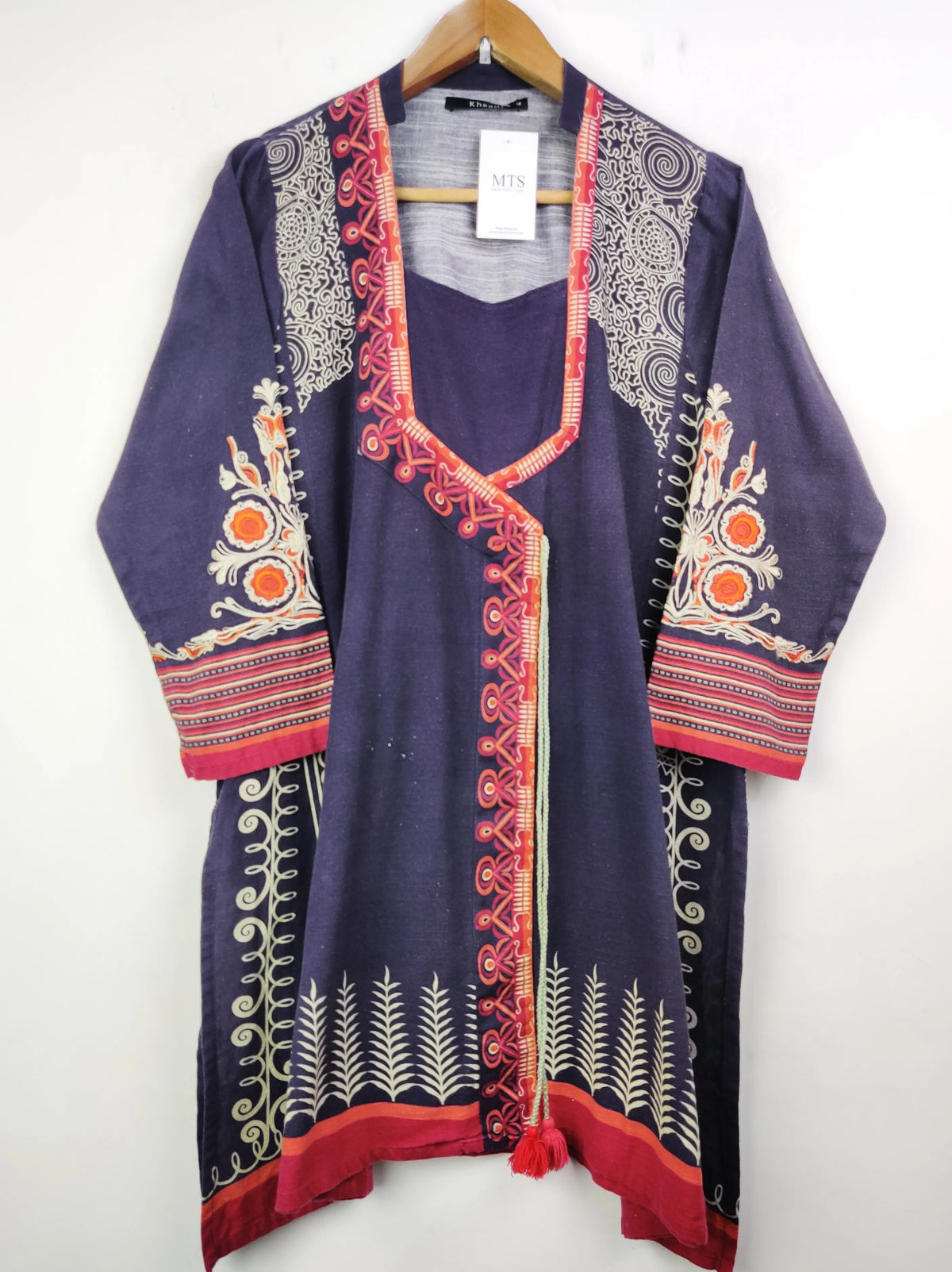 Buy online pre-used pre-loved 100% authentic & Original branded Khaadi (WBK-339) available in Pakistan. Top international brands avilable.