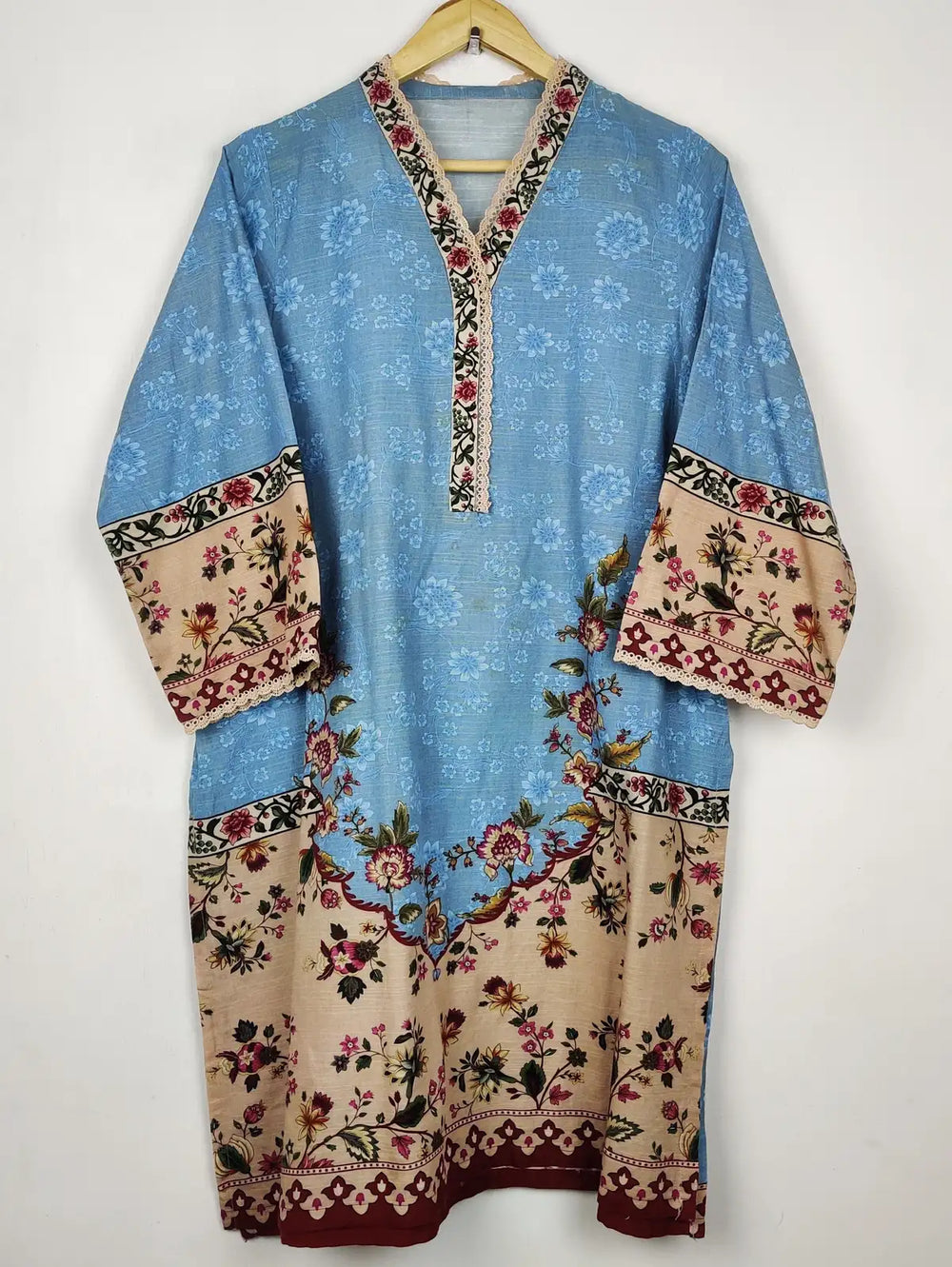 Buy online pre-used pre-loved 100% authentic & Original branded Unknown Brand (WBK-3414) available in Pakistan. Top international brands avilable.