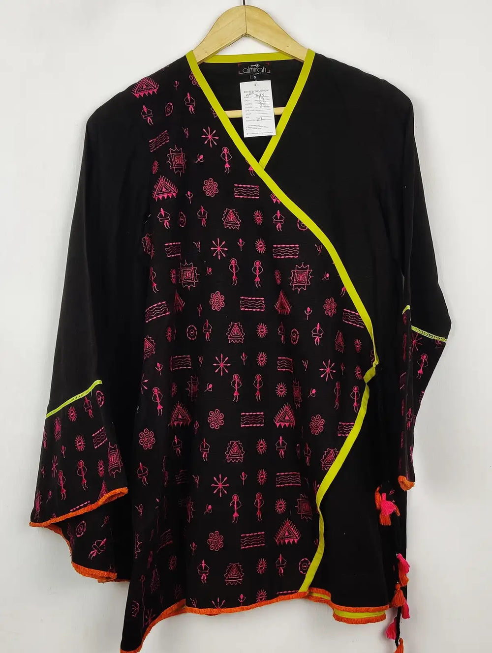 Buy online pre-used pre-loved 100% authentic & Original branded Almirah (WBK-3415) available in Pakistan. Top international brands avilable.