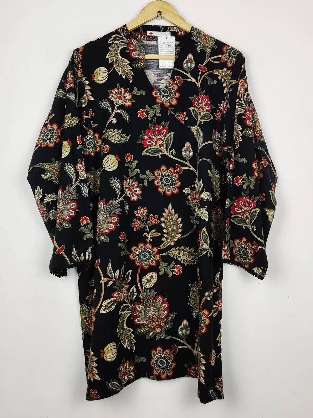 Buy online pre-used pre-loved 100% authentic & Original branded Khaadi (WBK-3416) available in Pakistan. Top international brands avilable.