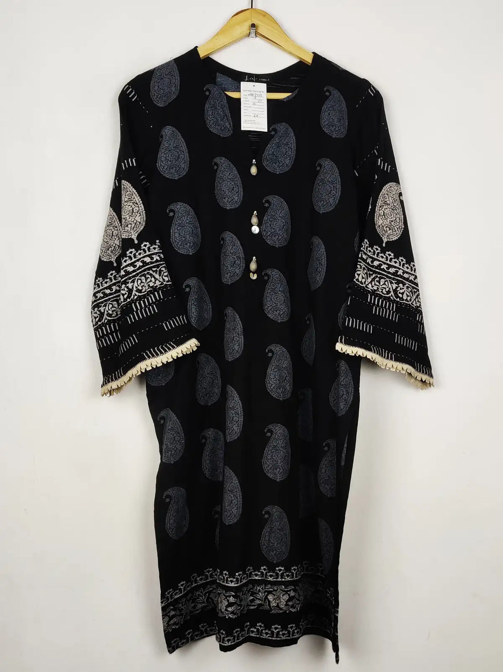 Buy online pre-used pre-loved 100% authentic & Original branded J.Pret (WBK-3419) available in Pakistan. Top international brands avilable.