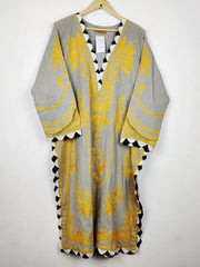 Buy online pre-used pre-loved 100% authentic & Original branded Sana Safinaz (WBK-3433) available in Pakistan. Top international brands avilable.