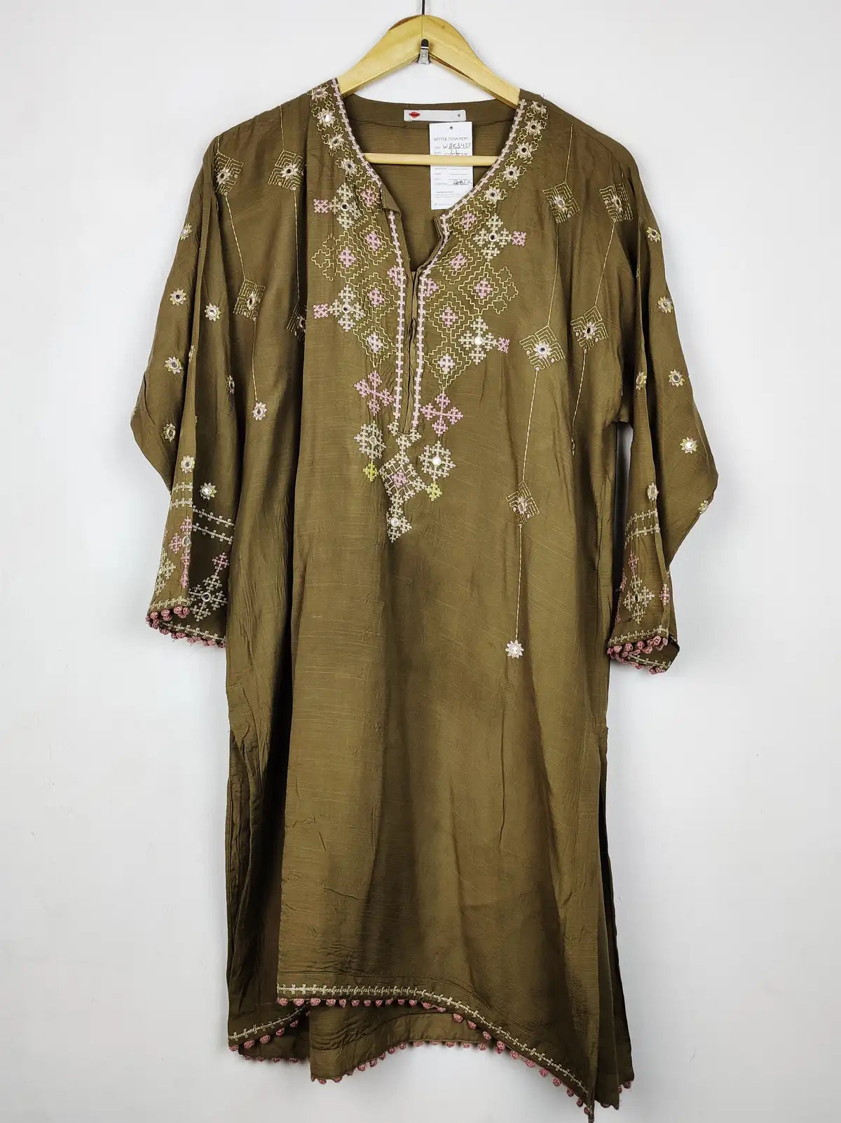 Buy online pre-used pre-loved 100% authentic & Original branded Khaadi (WBK-3437) available in Pakistan. Top international brands avilable.