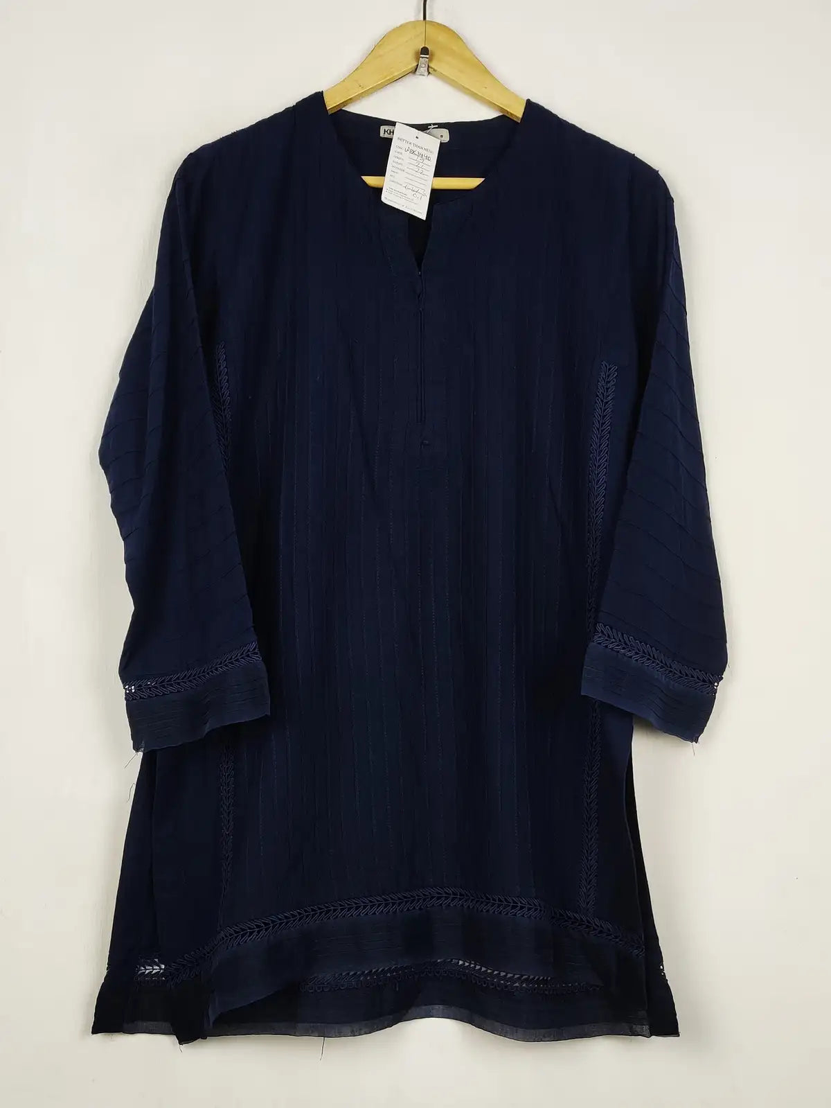 Buy online pre-used pre-loved 100% authentic & Original branded Khaadi (WBK-3440) available in Pakistan. Top international brands avilable.