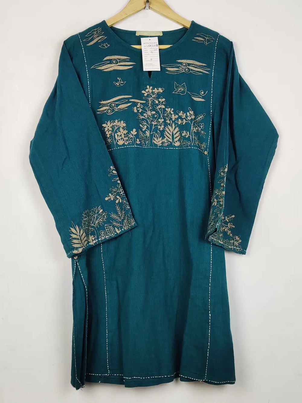 Buy online pre-used pre-loved 100% authentic & Original branded Generation (WBK-3448) available in Pakistan. Top international brands avilable.