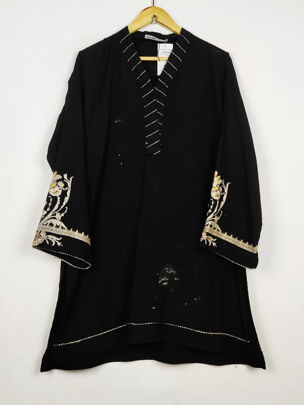 Buy online pre-used pre-loved 100% authentic & Original branded Khaadi (WBK-3463) available in Pakistan. Top international brands avilable.