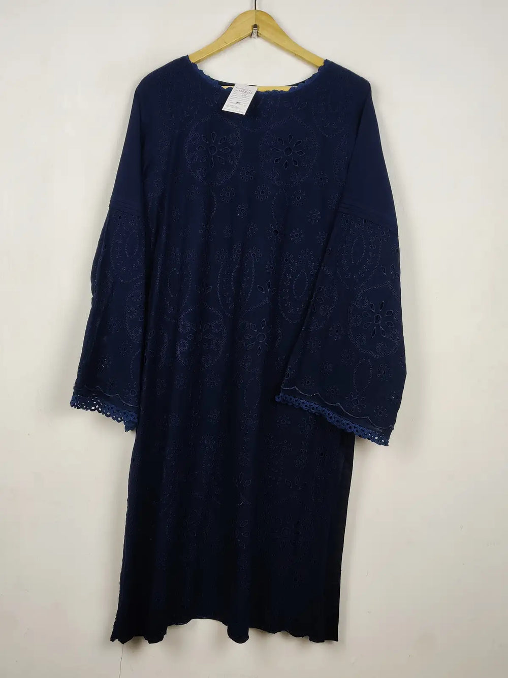Buy online pre-used pre-loved 100% authentic & Original branded Almirah (WBK-3466) available in Pakistan. Top international brands avilable.