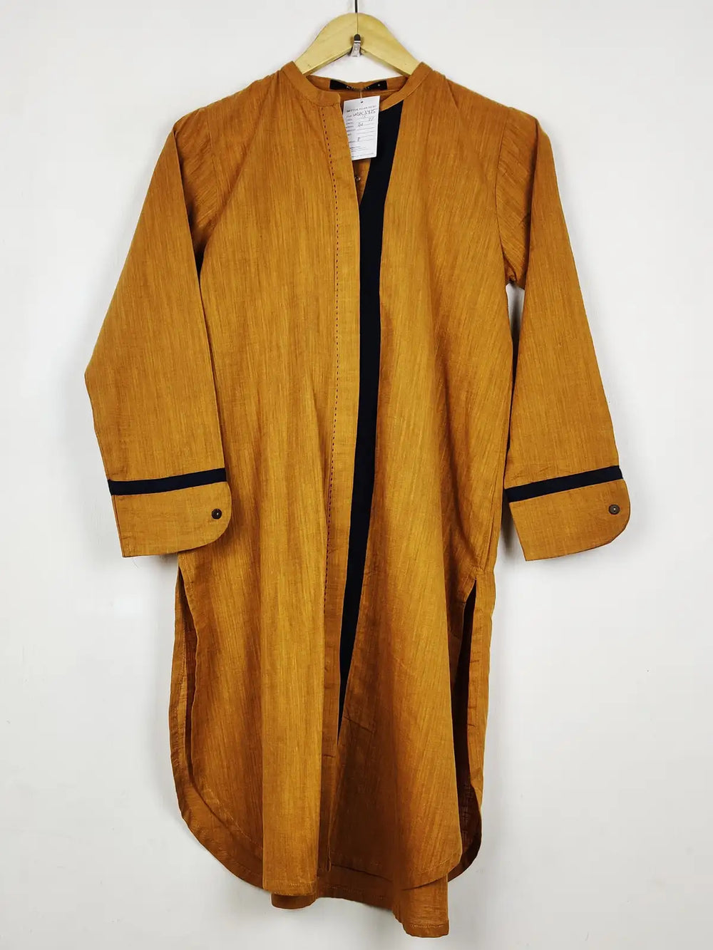 Buy online pre-used pre-loved 100% authentic & Original branded Khaadi (WBK-3475) available in Pakistan. Top international brands avilable.