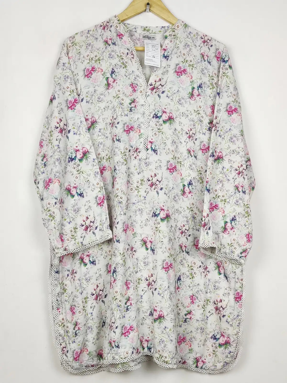 Buy online pre-used pre-loved 100% authentic & Original branded Image (WBK-3502) available in Pakistan. Top international brands avilable.