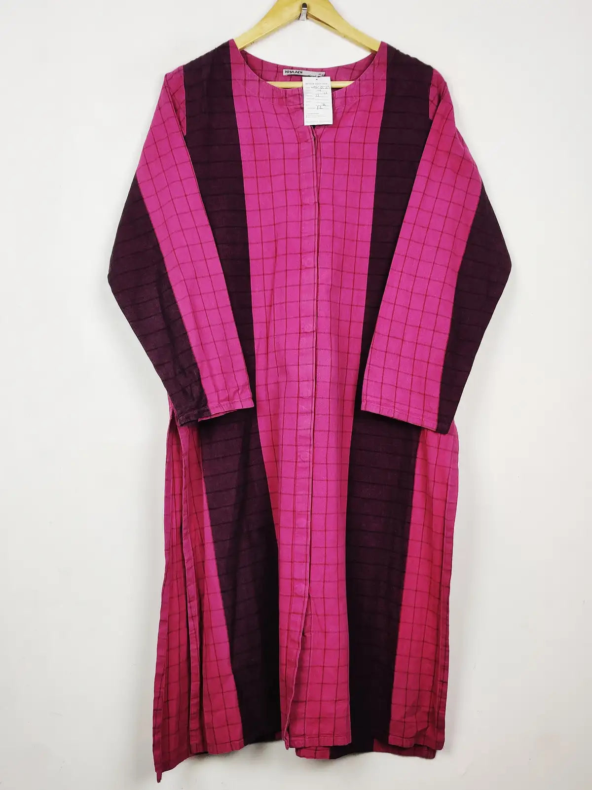Buy online pre-used pre-loved 100% authentic & Original branded Khaadi (WBK-3523) available in Pakistan. Top international brands avilable.