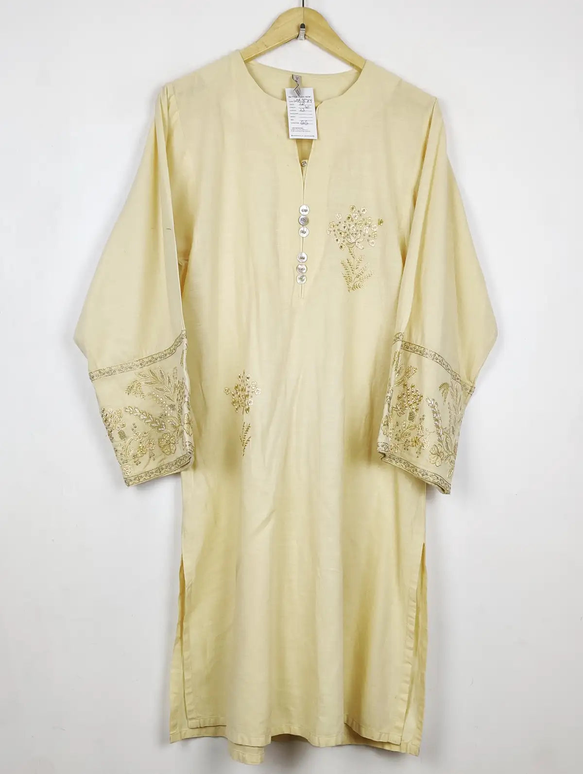 Buy online pre-used pre-loved 100% authentic & Original branded Ethnic (WBK-3574) available in Pakistan. Top international brands avilable.