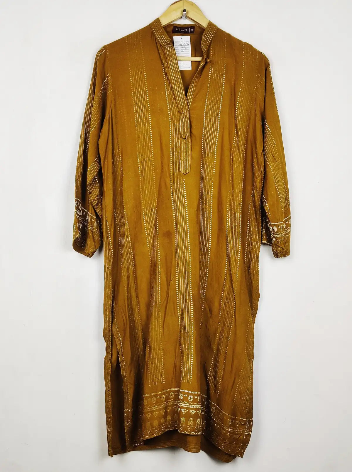 Buy online pre-used pre-loved 100% authentic & Original branded Bin Saeed (WBK-3591) available in Pakistan. Top international brands avilable.