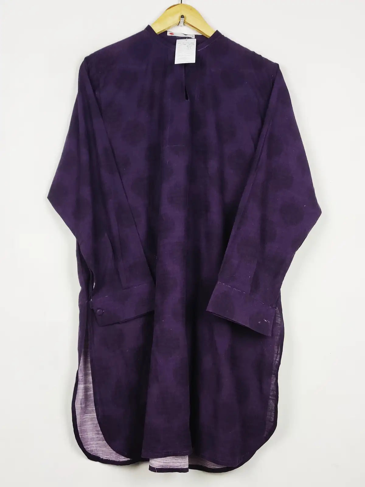 Buy online pre-used pre-loved 100% authentic & Original branded Khaadi (WBK-3596) available in Pakistan. Top international brands avilable.