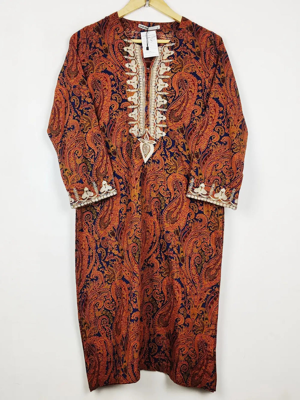 Buy online pre-used pre-loved 100% authentic & Original branded Khaadi (WBK-3598) available in Pakistan. Top international brands avilable.