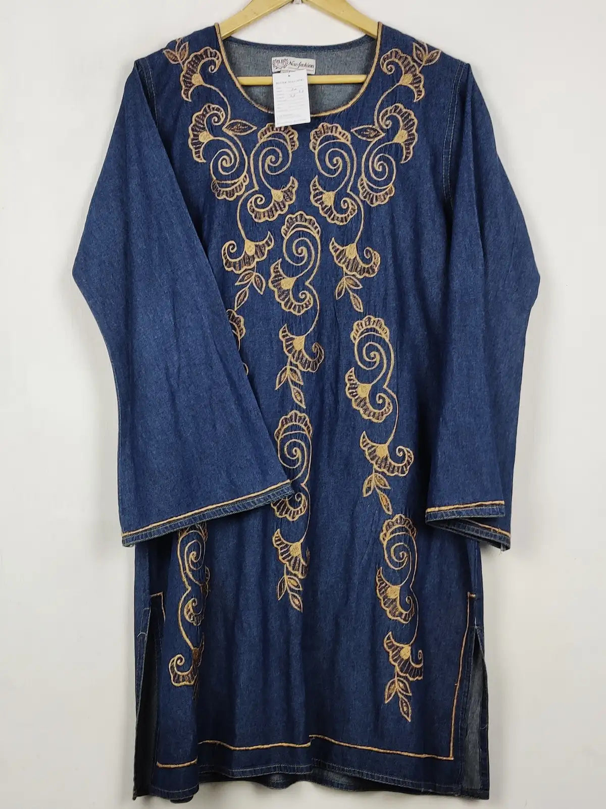 Buy online pre-used pre-loved 100% authentic & Original branded Bb Fashion (WBK-3629) available in Pakistan. Top international brands avilable.